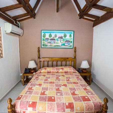 Moulin Sur Mer Beach Resort Montrouis Ngoại thất bức ảnh