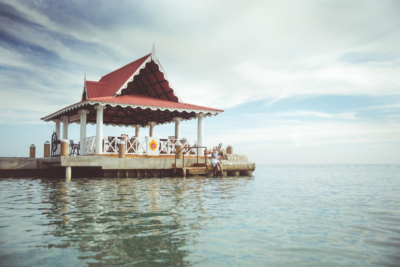 Moulin Sur Mer Beach Resort Montrouis Ngoại thất bức ảnh