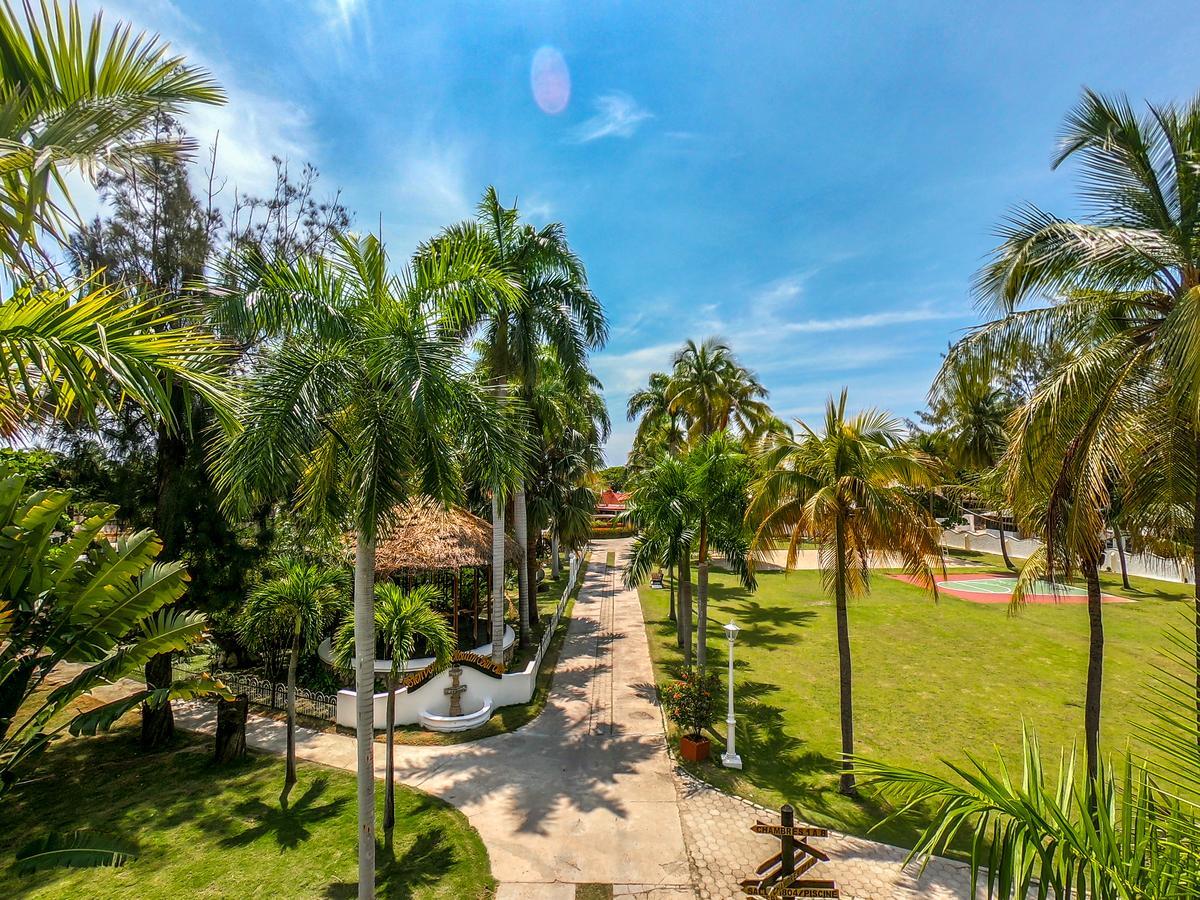 Moulin Sur Mer Beach Resort Montrouis Ngoại thất bức ảnh