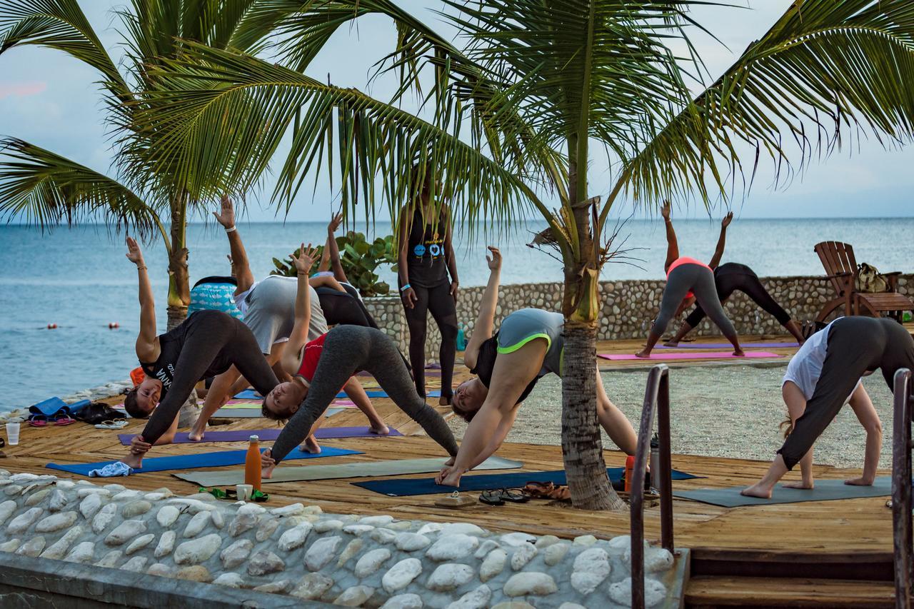Moulin Sur Mer Beach Resort Montrouis Ngoại thất bức ảnh