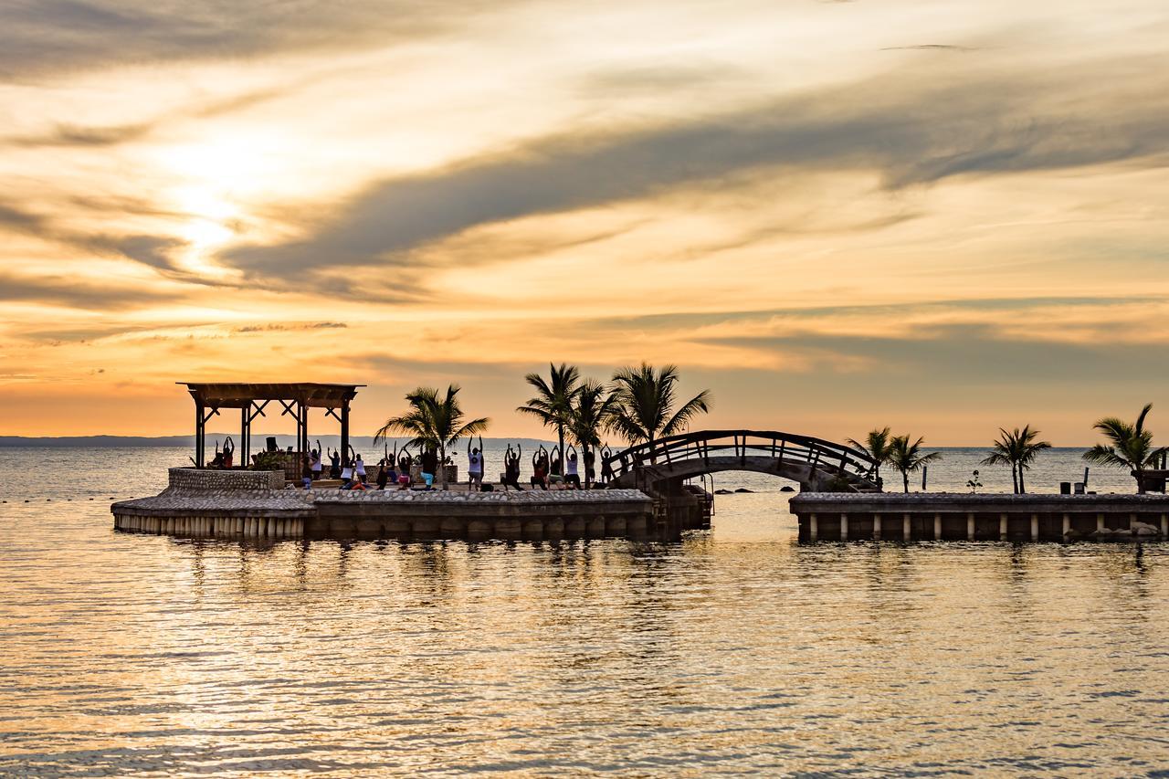 Moulin Sur Mer Beach Resort Montrouis Ngoại thất bức ảnh