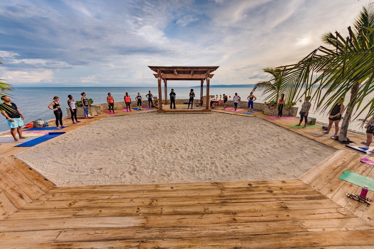Moulin Sur Mer Beach Resort Montrouis Ngoại thất bức ảnh