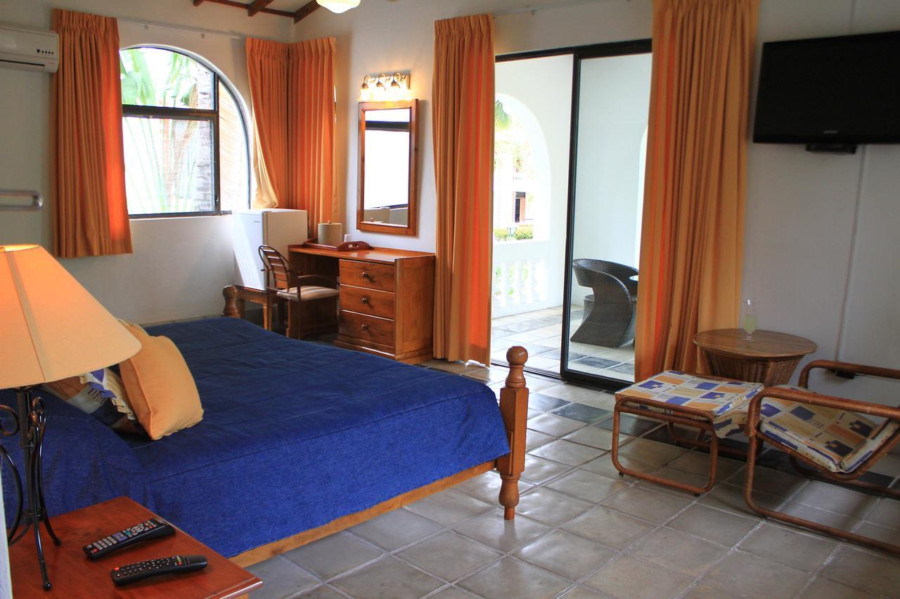 Moulin Sur Mer Beach Resort Montrouis Ngoại thất bức ảnh