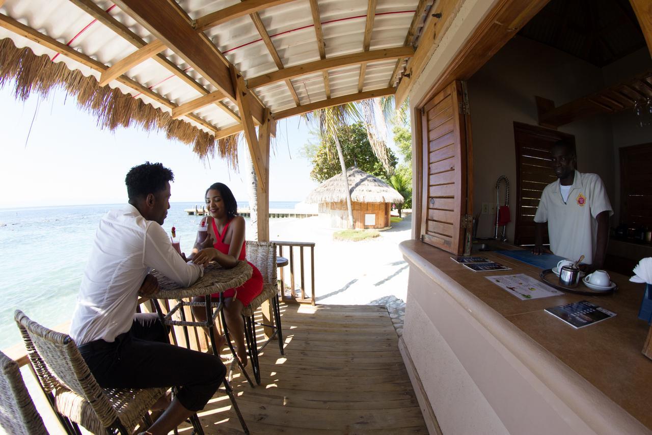 Moulin Sur Mer Beach Resort Montrouis Ngoại thất bức ảnh